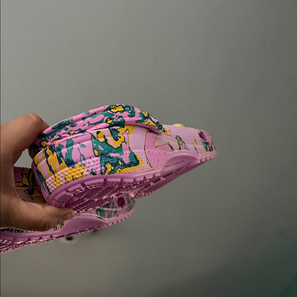 Crocs - Picture 6 of 7